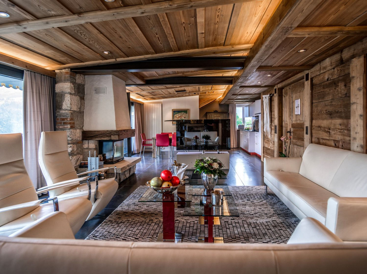 Hotel Schoenegg Wengen Rum bild