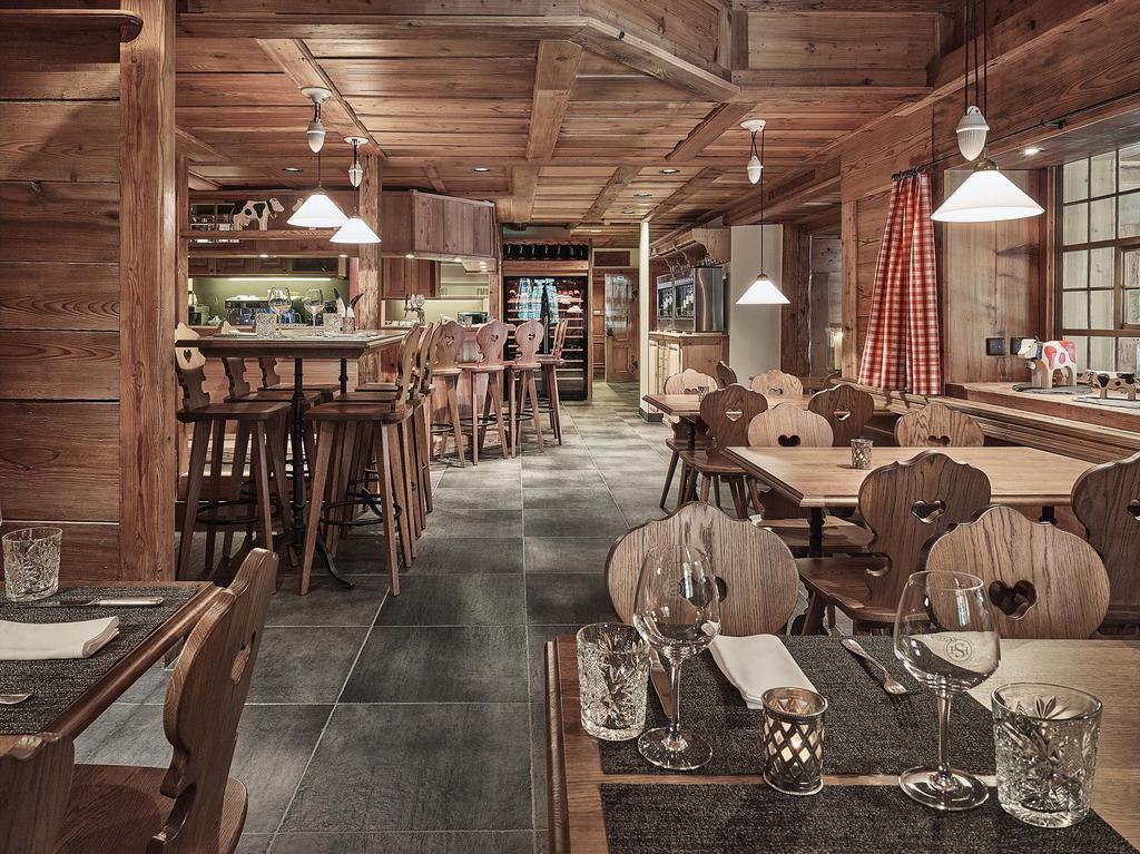 Hotel Schoenegg Wengen Exteriör bild